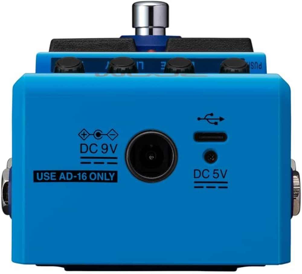 Zoom MS-70CDR+ MultiStomp guitar multi-effects pedal for reverb